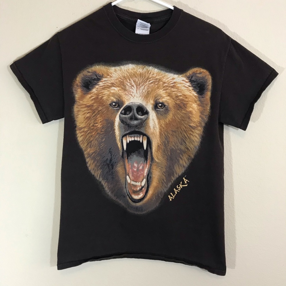 Brown Alaska Bear T-Shirt Size Small